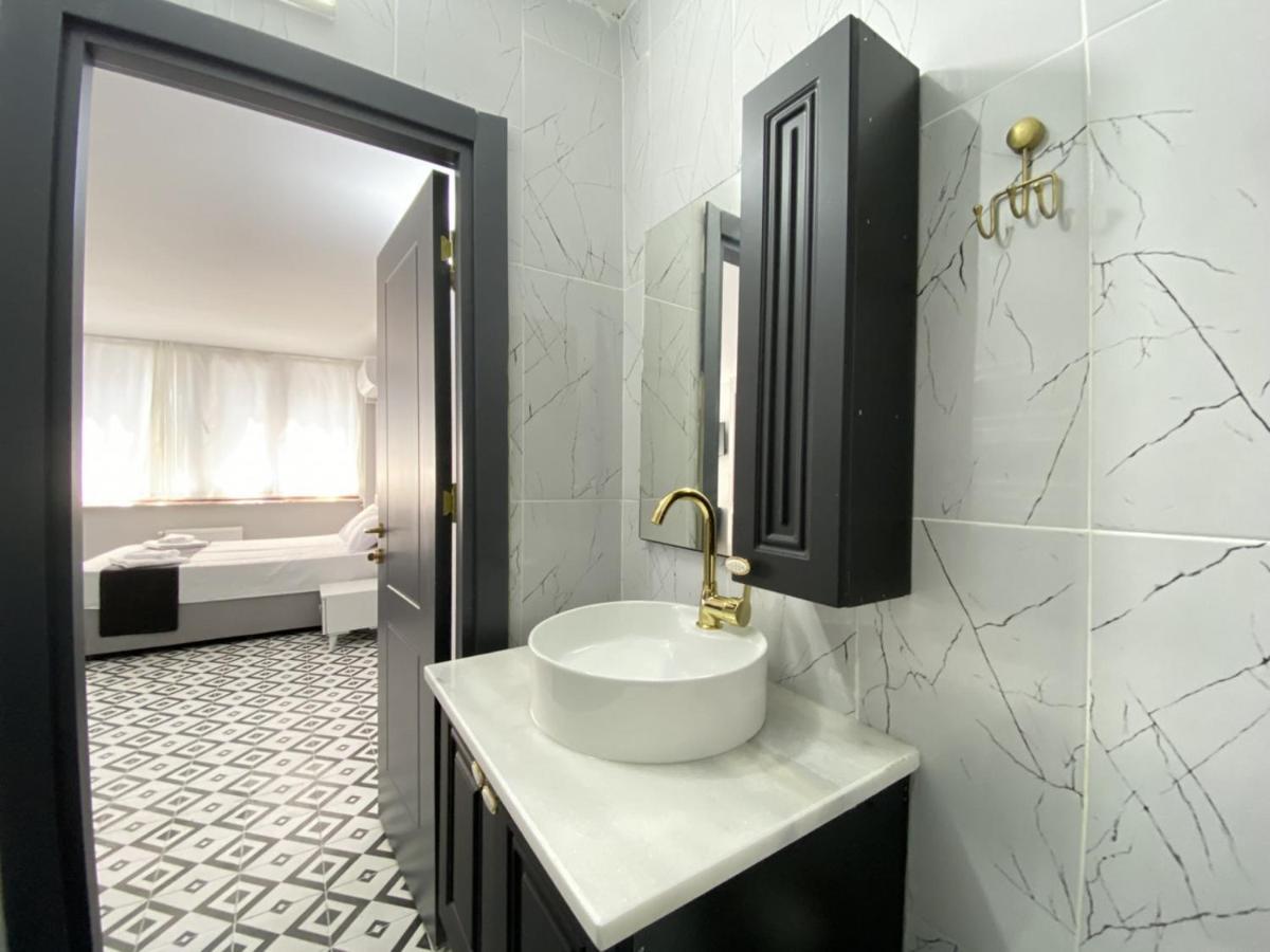 Pleasant Studio Flat In Kabatas Beyoglu Apartment Istanbul Exterior photo